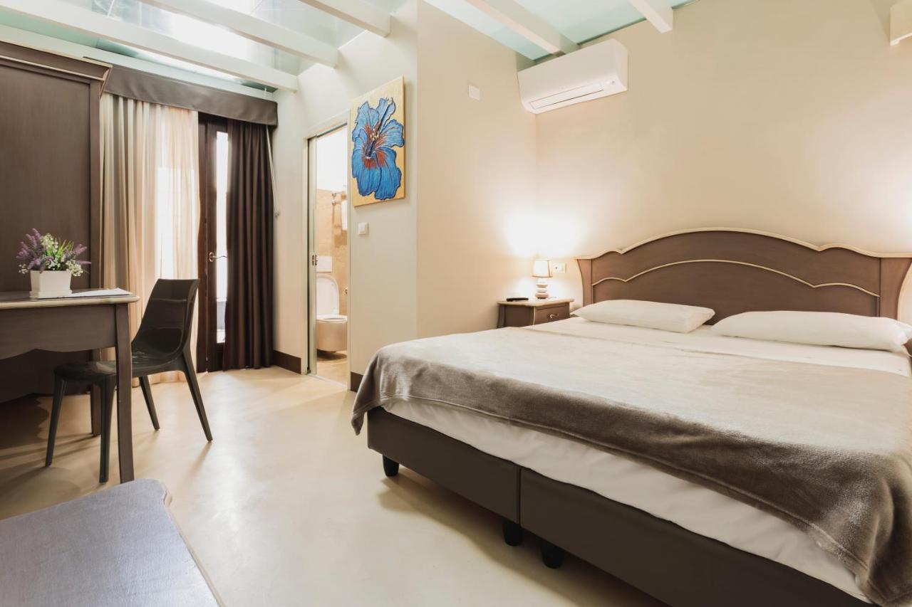 Suite Porta Terra Gallipoli Luaran gambar